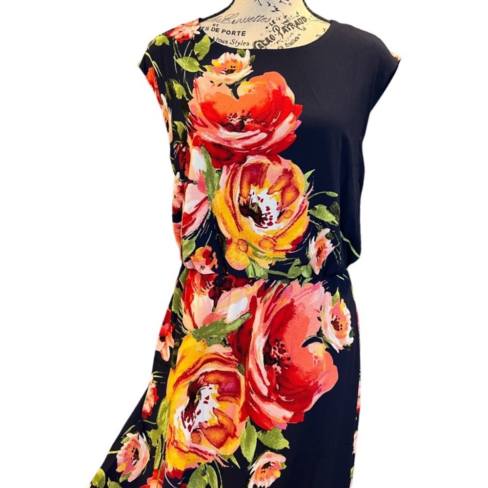 London Style Dress - Picture 3 of 14